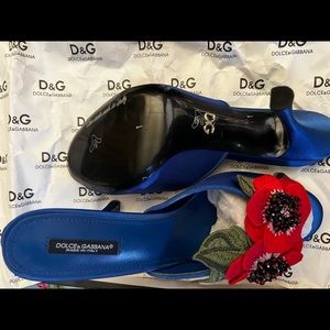 Dolce & Gabbana shoes Sandals blue red roses heels Slides